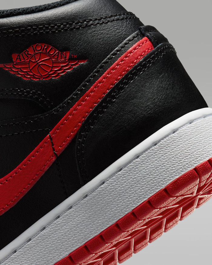 Nike Air Jordan 1 Mid DQ8426 005