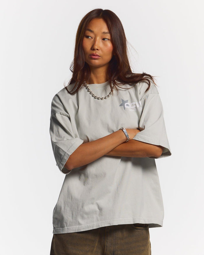 ASTRO TEE LIGHT GREY - light grey star print tee, front view on female model - Cold Culture #woman