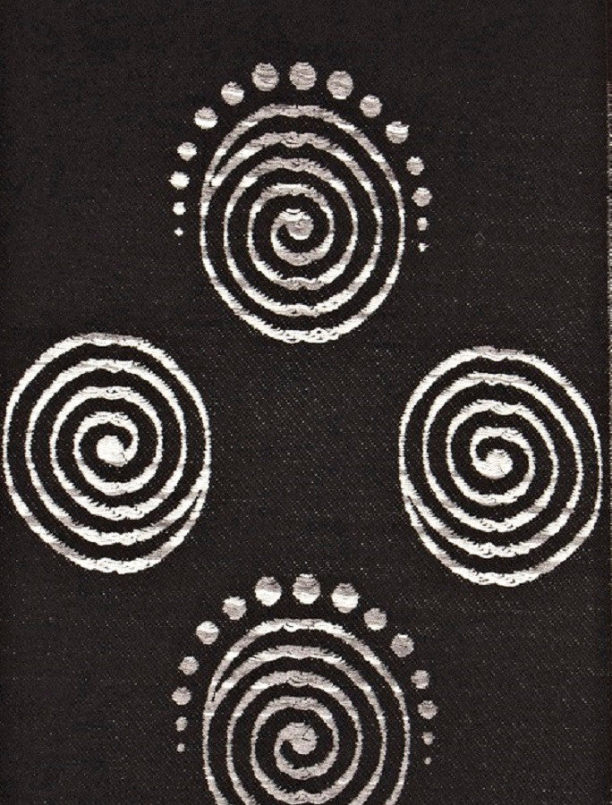 Celtic Spiral Scarf - Black & White #color_black-white