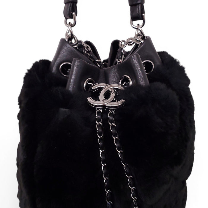CHANEL BLACK ORYLAG MINK DRAWSTRING BUCKET BAG