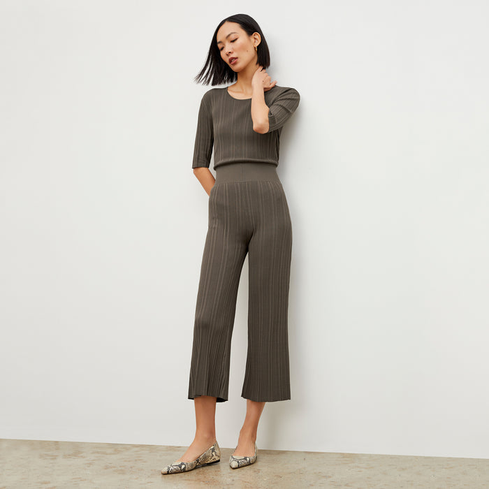 Front image of a woman wearing the Charli Top - Textured Knit in Light Ash