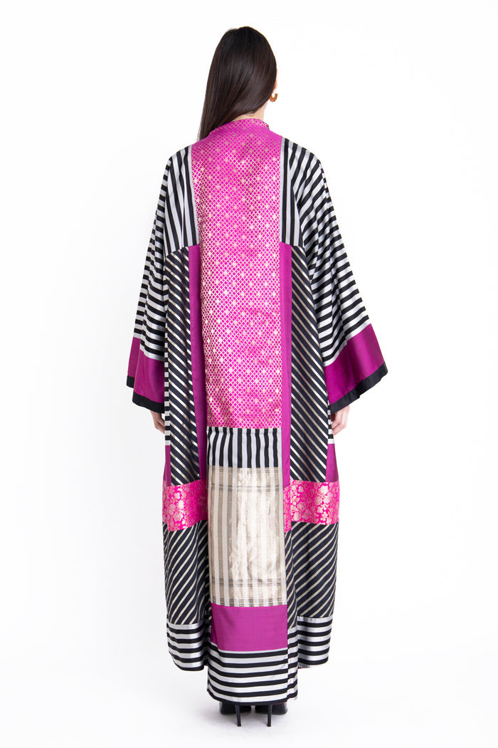 Chouf Silk Silver And Fuchsia Abaya