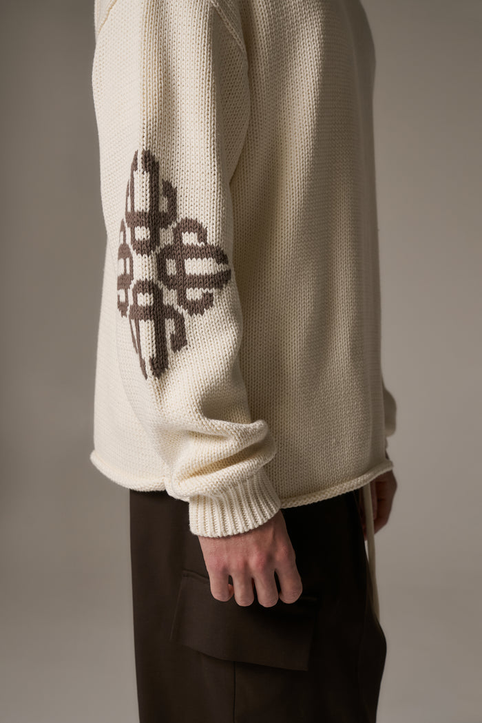 CHUNKY KNIT EMBLEM JUMPER - OFF WHITE