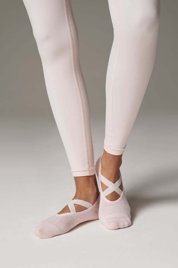 EMBLEM BARRE GRIP SOCKS - PINK