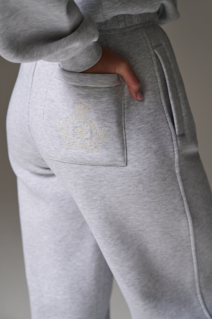 EMBROIDERED CREST RELAXED JOGGERS - GREY MARL