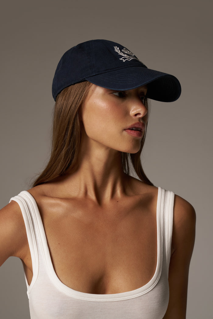 EMBROIDERY CREST CAP - NAVY