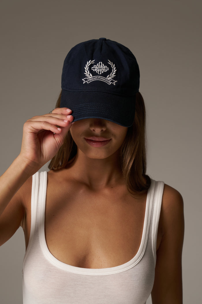 EMBROIDERY CREST CAP - NAVY