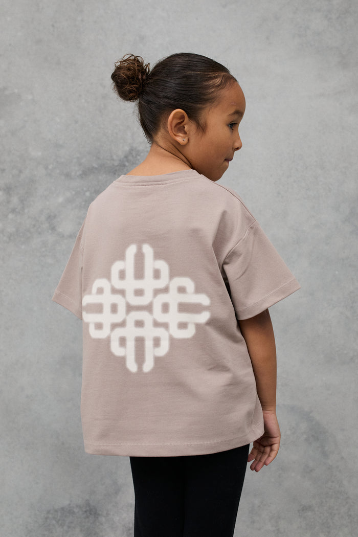 JNR BLURRED GRAPHIC EMBLEM T-SHIRT - BROWN