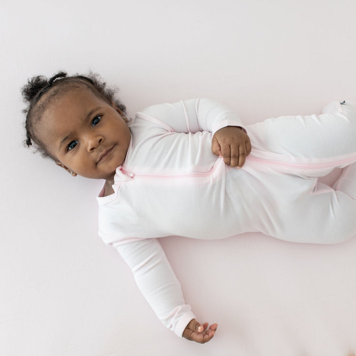 Kyte BABY Zippered Footie in Sakura - Wee Bee Baby Boutique