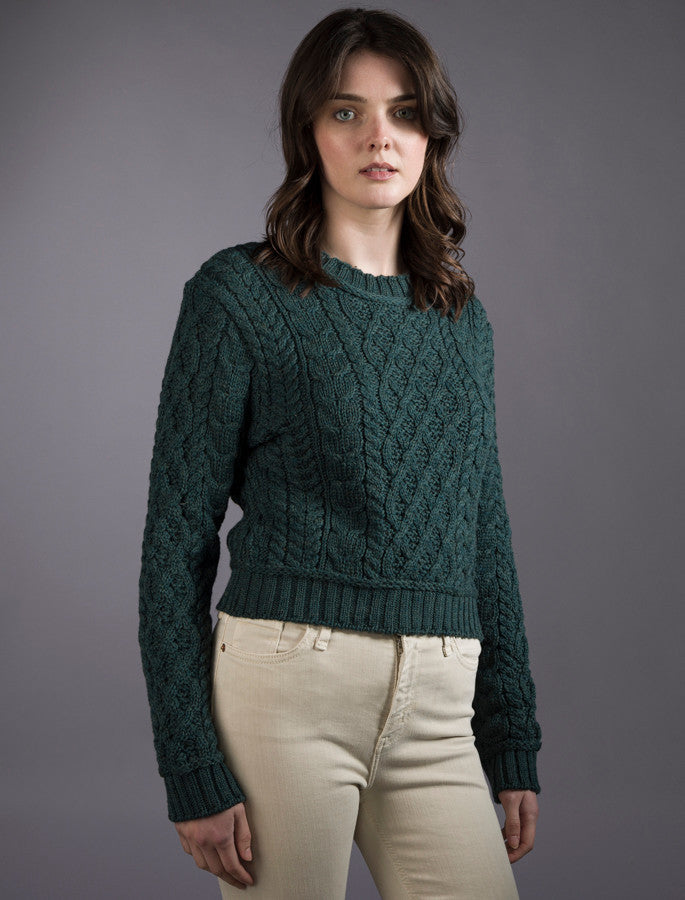 Ladies Cropped Aran Sweater – Evergreen #color_evergreen