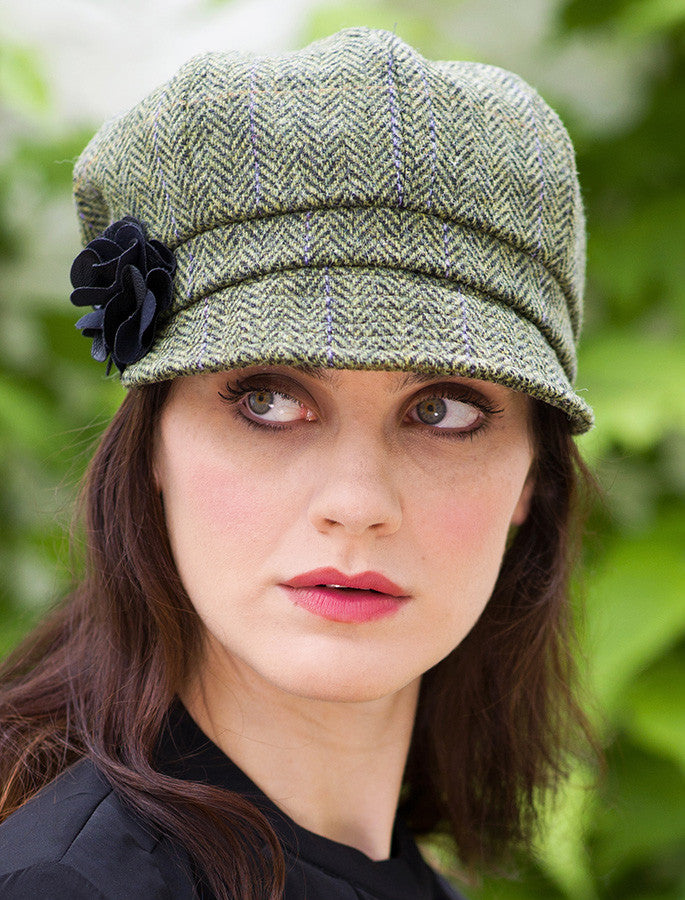 Ladies Tweed Newsboy Hat - Light Green Plaid #color_light-green-plaid