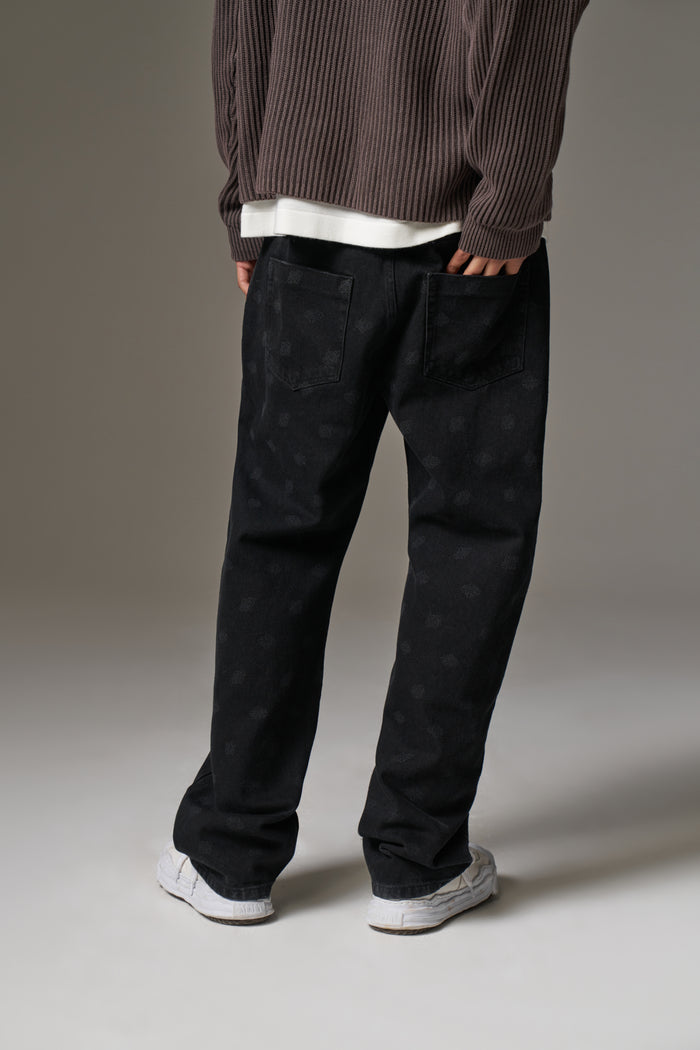 LASER PRINT EMBLEM JEANS - BLACK WASH