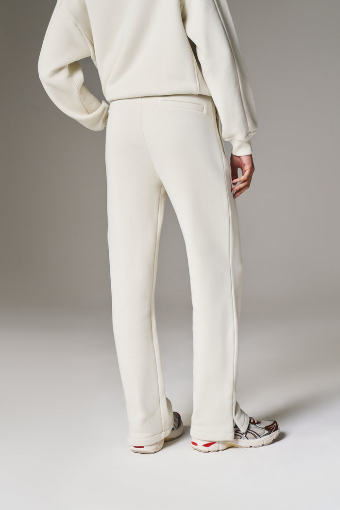 LAUNDERED CLASSICS STRAIGHT LEG JOGGERS - ECRU