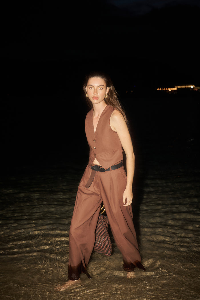 LINEN BLEND WIDE LEG PLEATED TROUSERS - CHOCOLATE