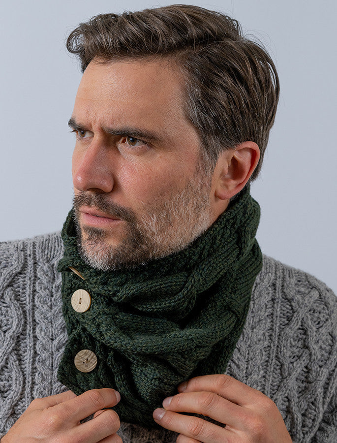 Men's Aran Merino Buff - Seaweed Green #color_seaweed-green