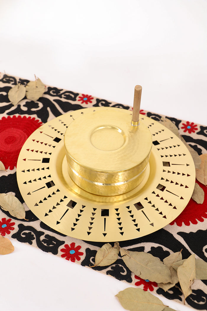 Mujj Brass Service Plate
