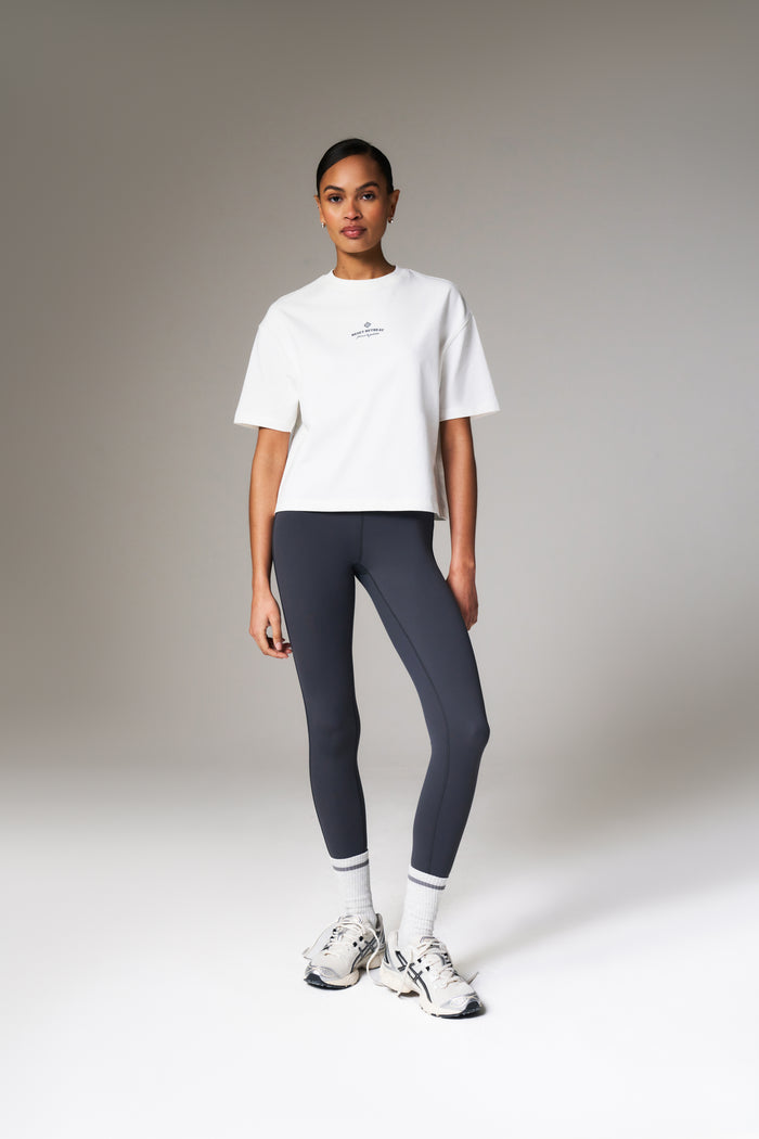 PILATES & PINOT BOXY T-SHIRT - OFF WHITE