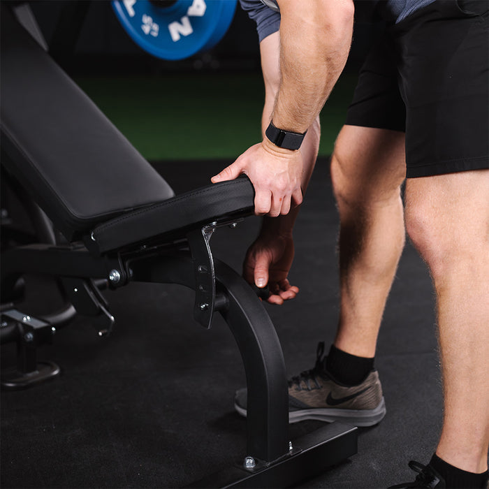 Plate-Loaded Chest Press Machine