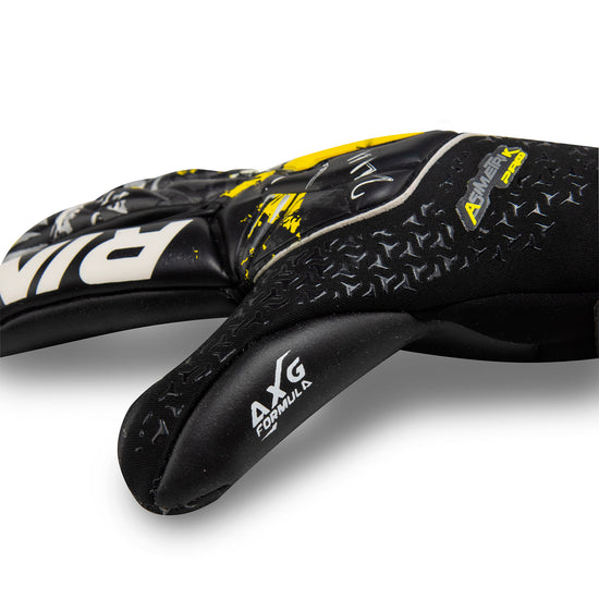 Rinat Asimetrik Pro-Spines Malagón Goalkeeper Glove  1GSP5A2A50-638