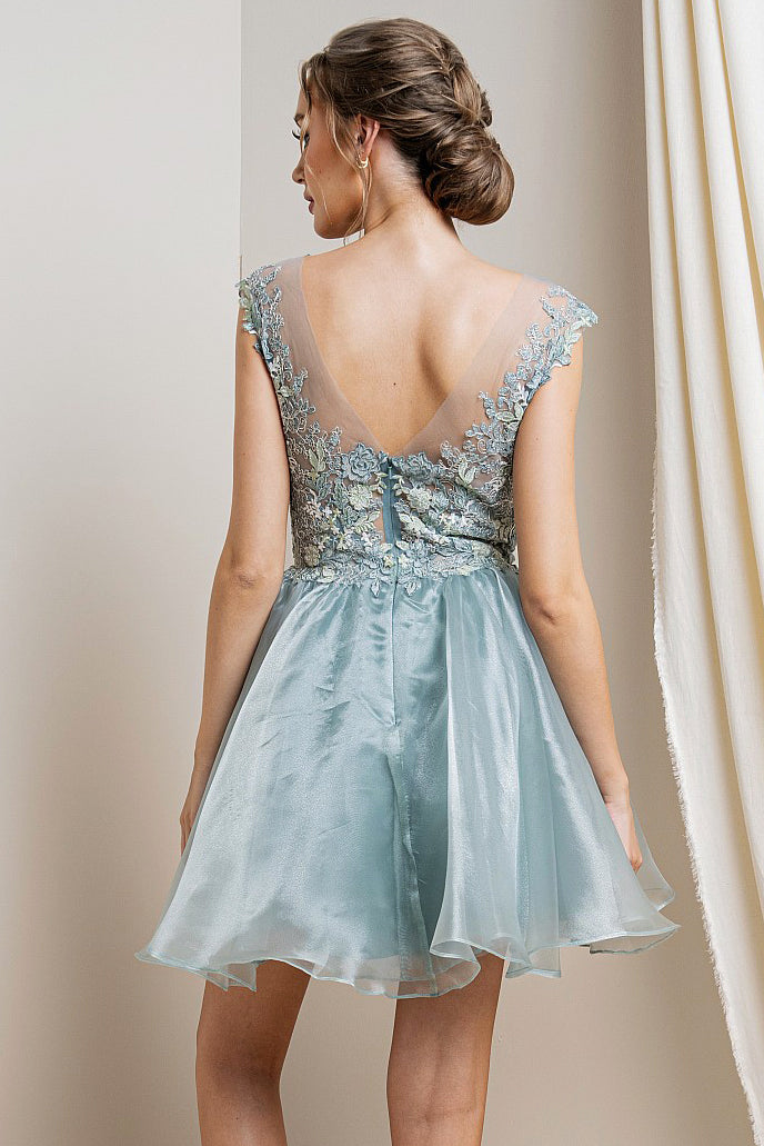 Robyn Dress in Mint