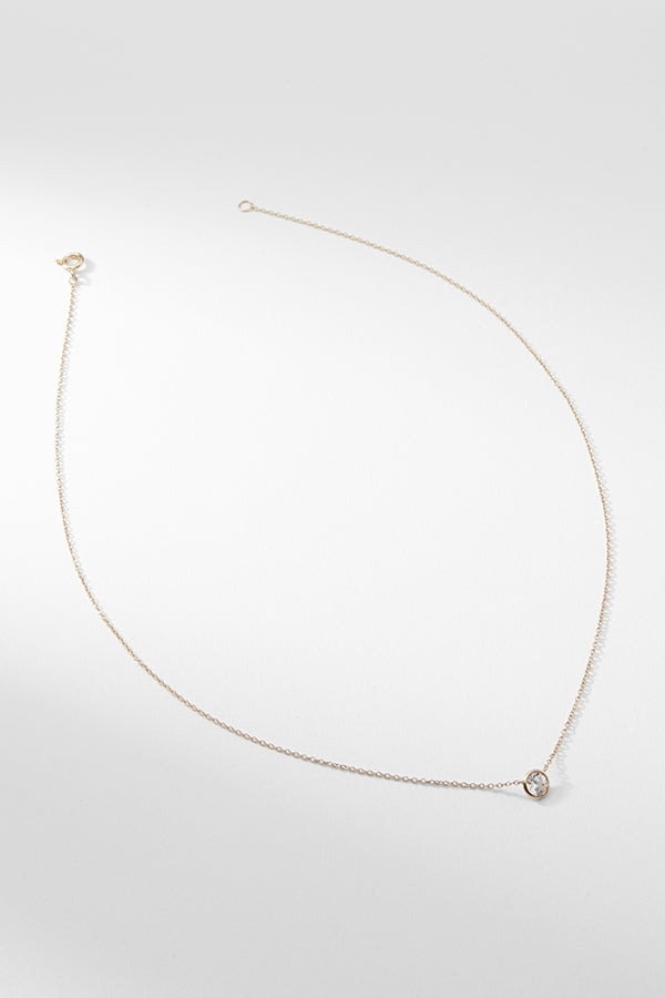 still image of the single bezel necklace | Grid