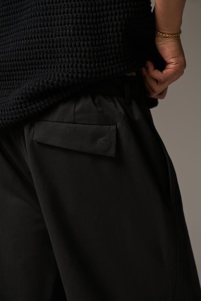 SMART TIE BELTED TROUSERS - BLACK