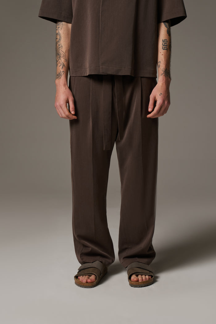 SMART TIE BELTED TROUSERS - BROWN