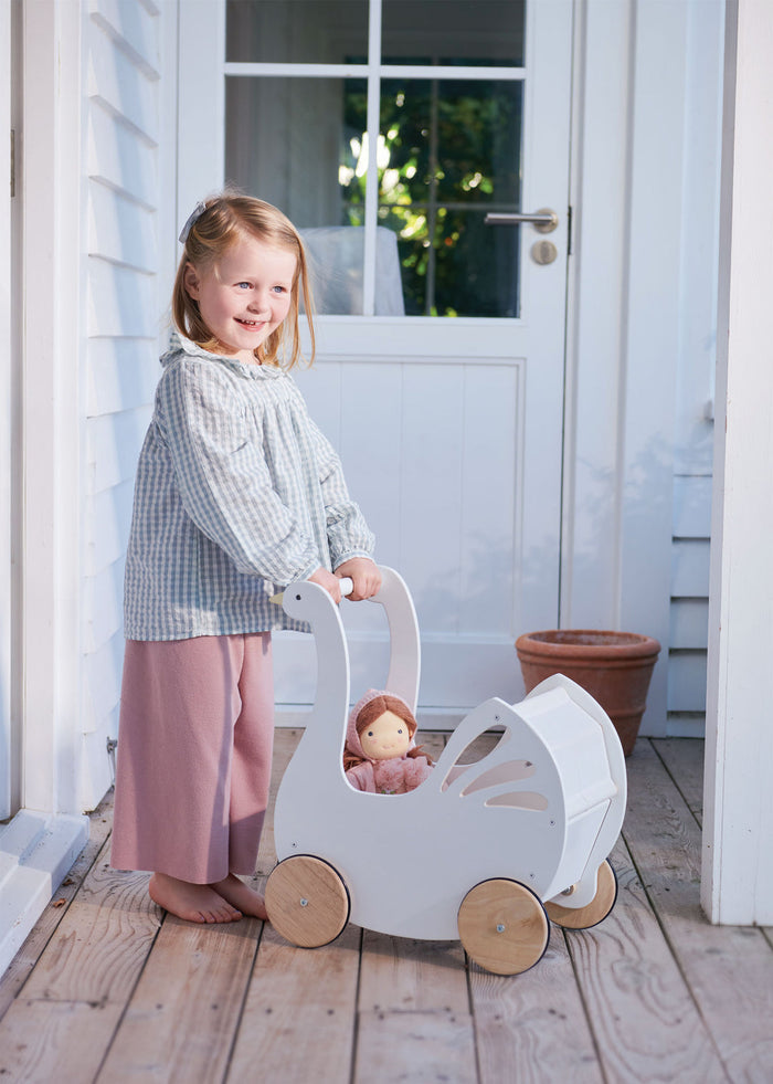Sweet Swan Pram - Wee Bee Baby Boutique