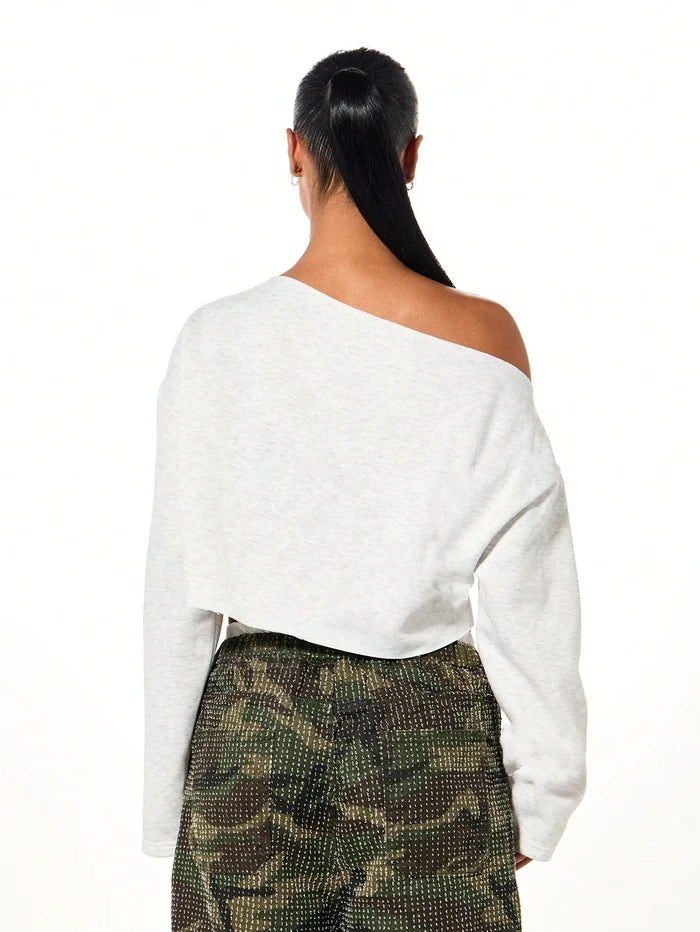 SXV Oversized Cropped Off Shoulder Graphic Sweatshirt With That Girl Text Print Long Sleeve Casual Winter Top