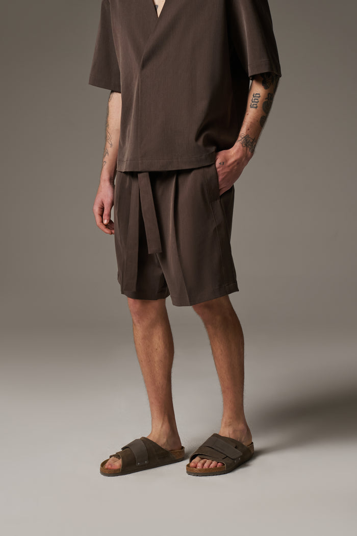 TAILORED SHORTS - BROWN