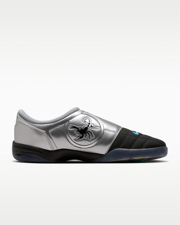 Nike Total 90 IQ7631 001