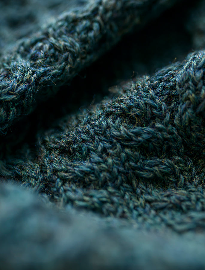 WOMEN'S HEAVYWEIGHT TRADITIONAL ARAN WOOL SWEATER - Moss Green #color_moss-green